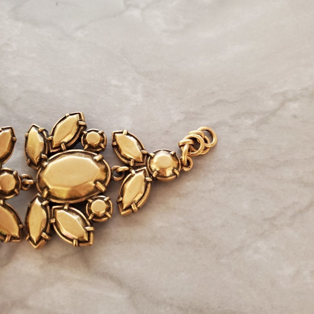 💖💖 J. Crew Garden Leaf Bracelet Gold Antiqued 💖💖 - Picture 5 of 10